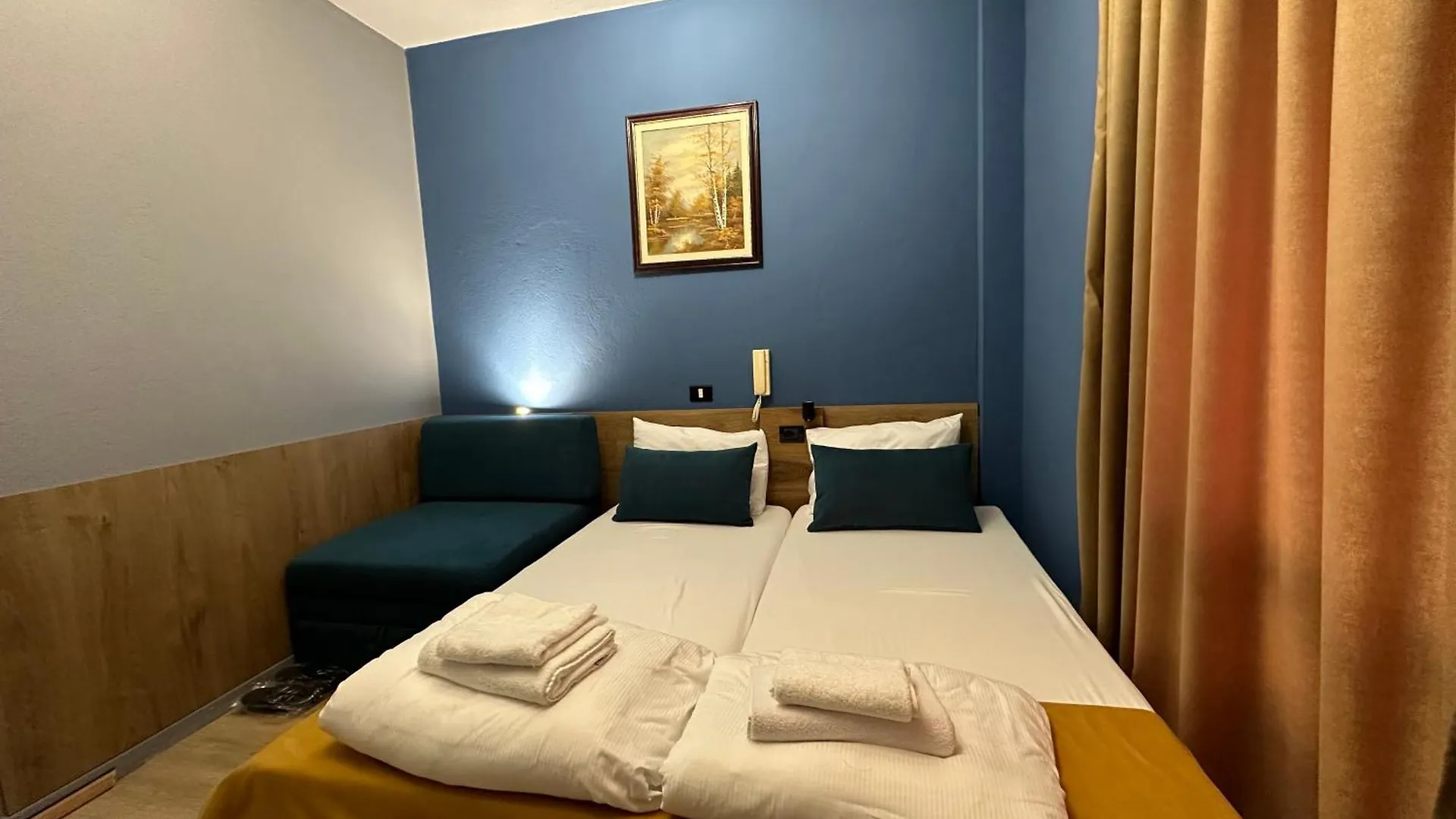 Villa Cabare Apartments&Rooms Dıraç