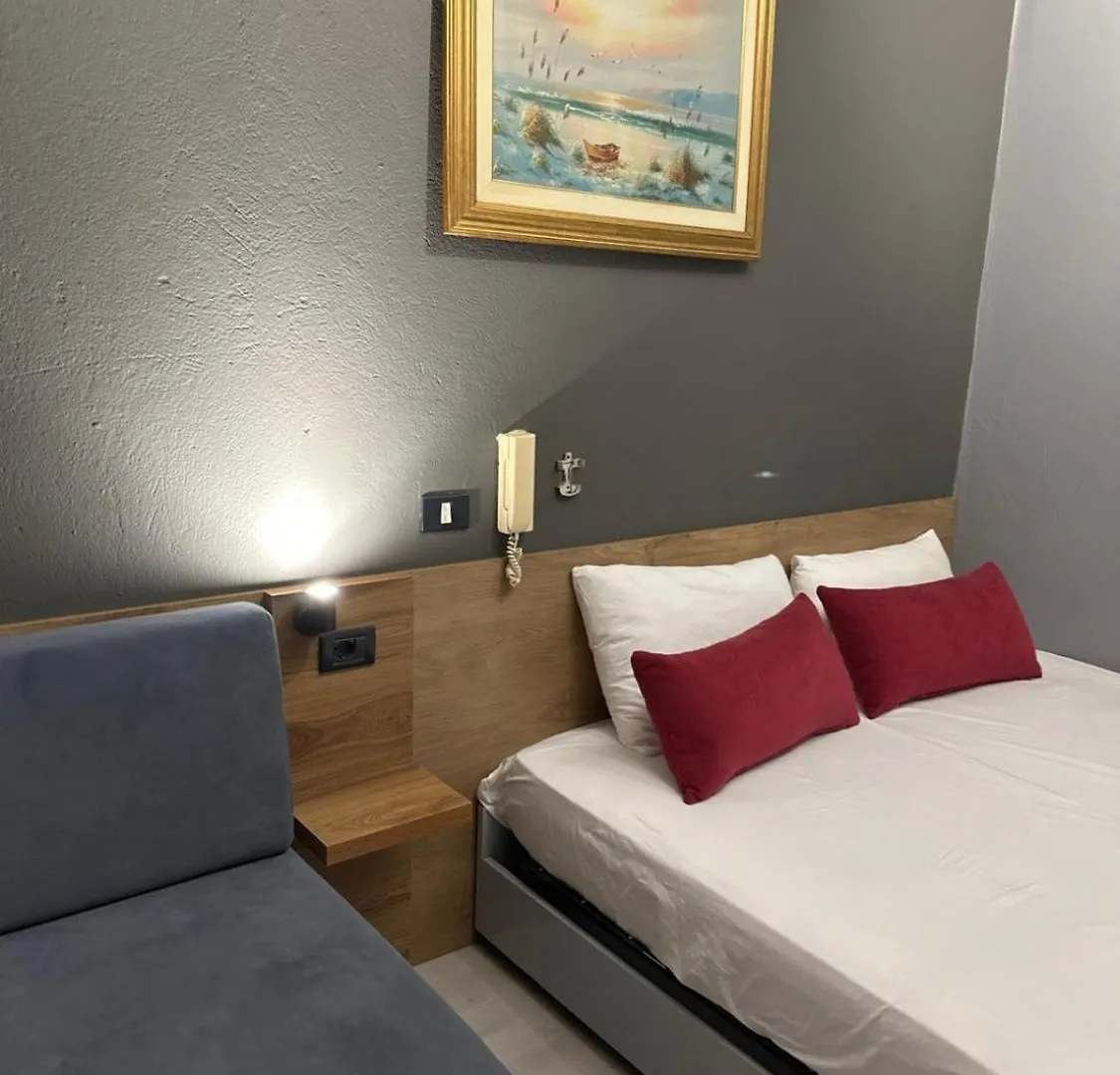 Villa Cabare Apartments&Rooms Durres 0*,