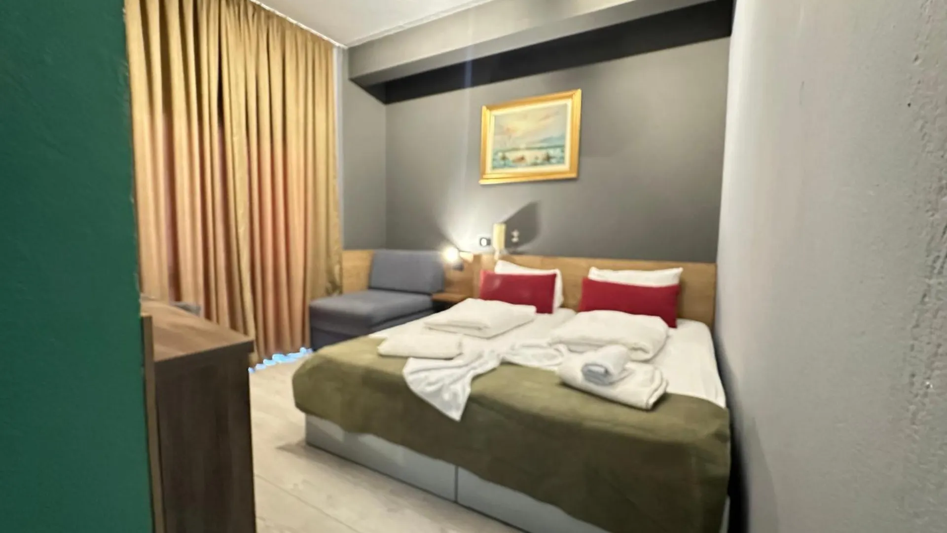 Villa Cabare Apartments&Rooms Dıraç Daire