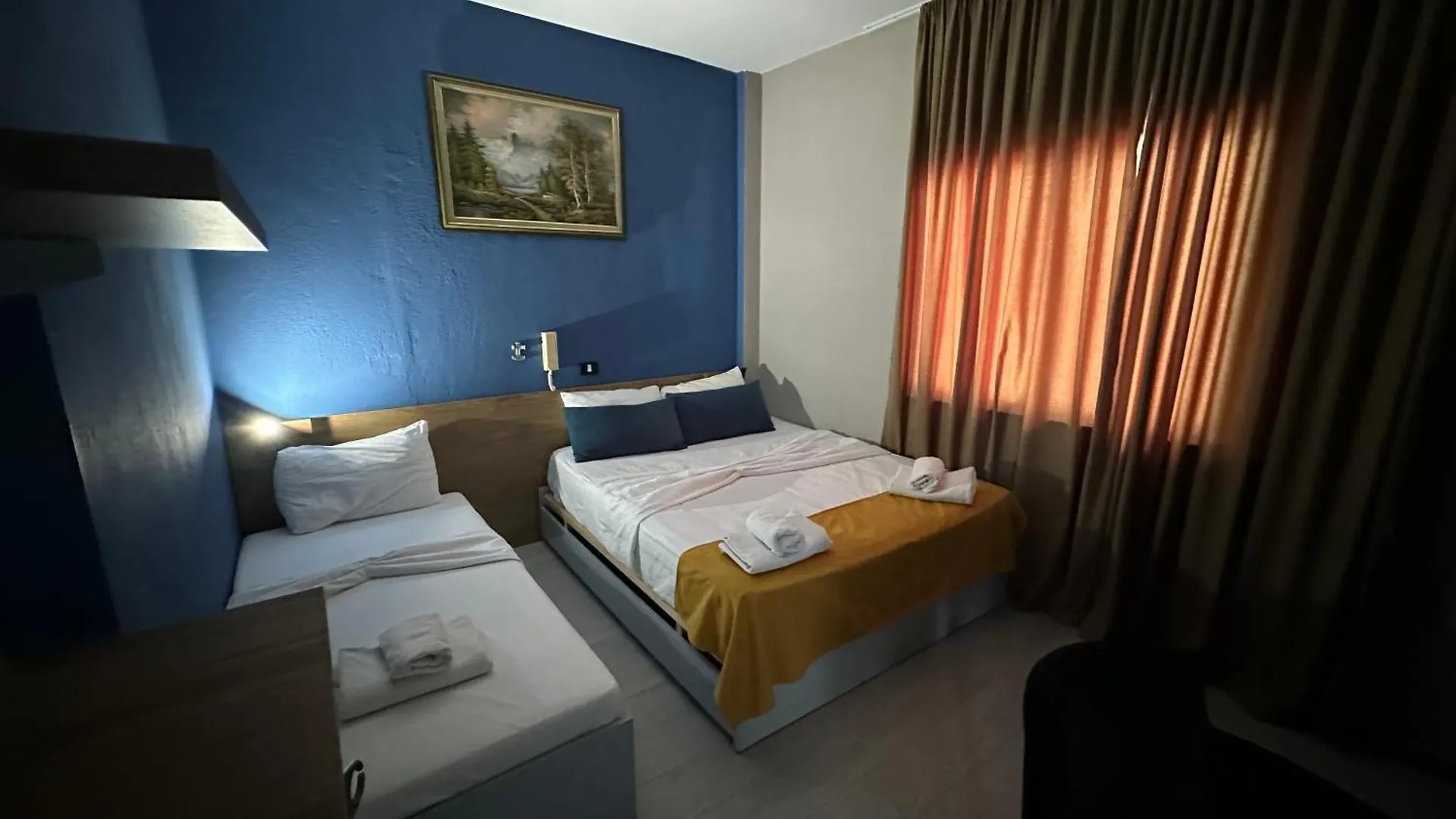Villa Cabare Apartments&Rooms Durrës Albánia