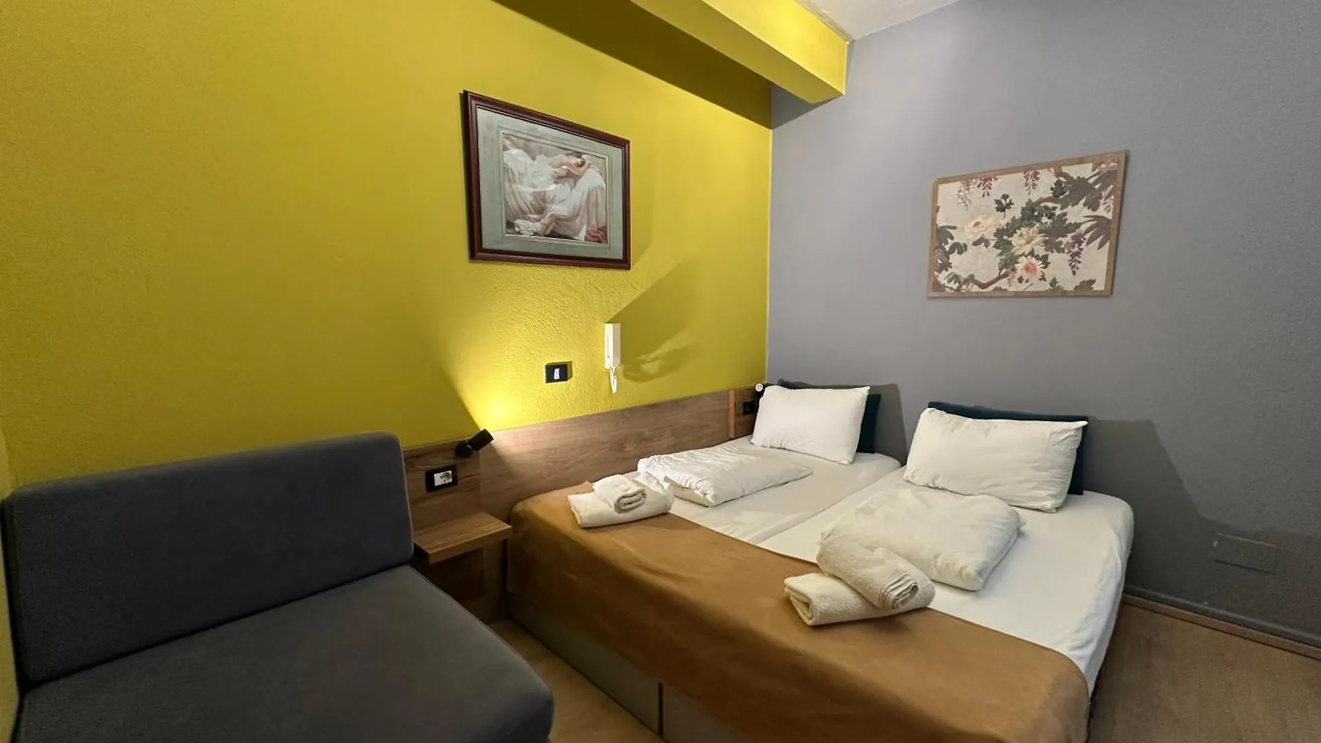 Villa Cabare Apartments&Rooms Durrës