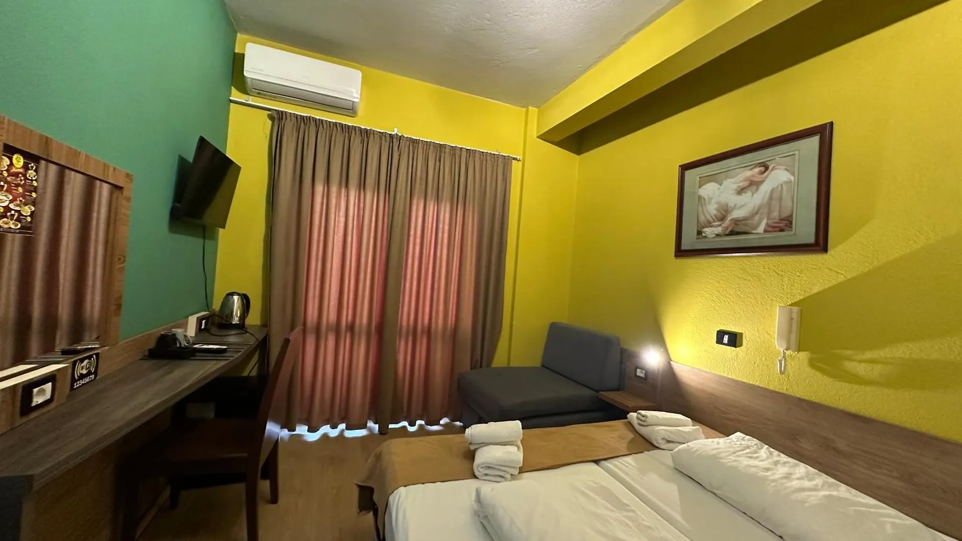 Villa Cabare Apartments&Rooms Durrës
